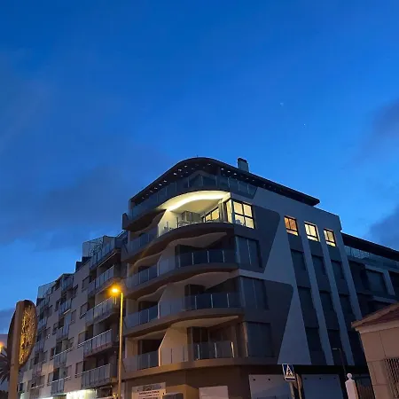 Exclusive For 6 People On The - Front Line - 1st Line Apartment *